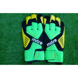 Mitre Delta BRZ Goalkeeping Gloves